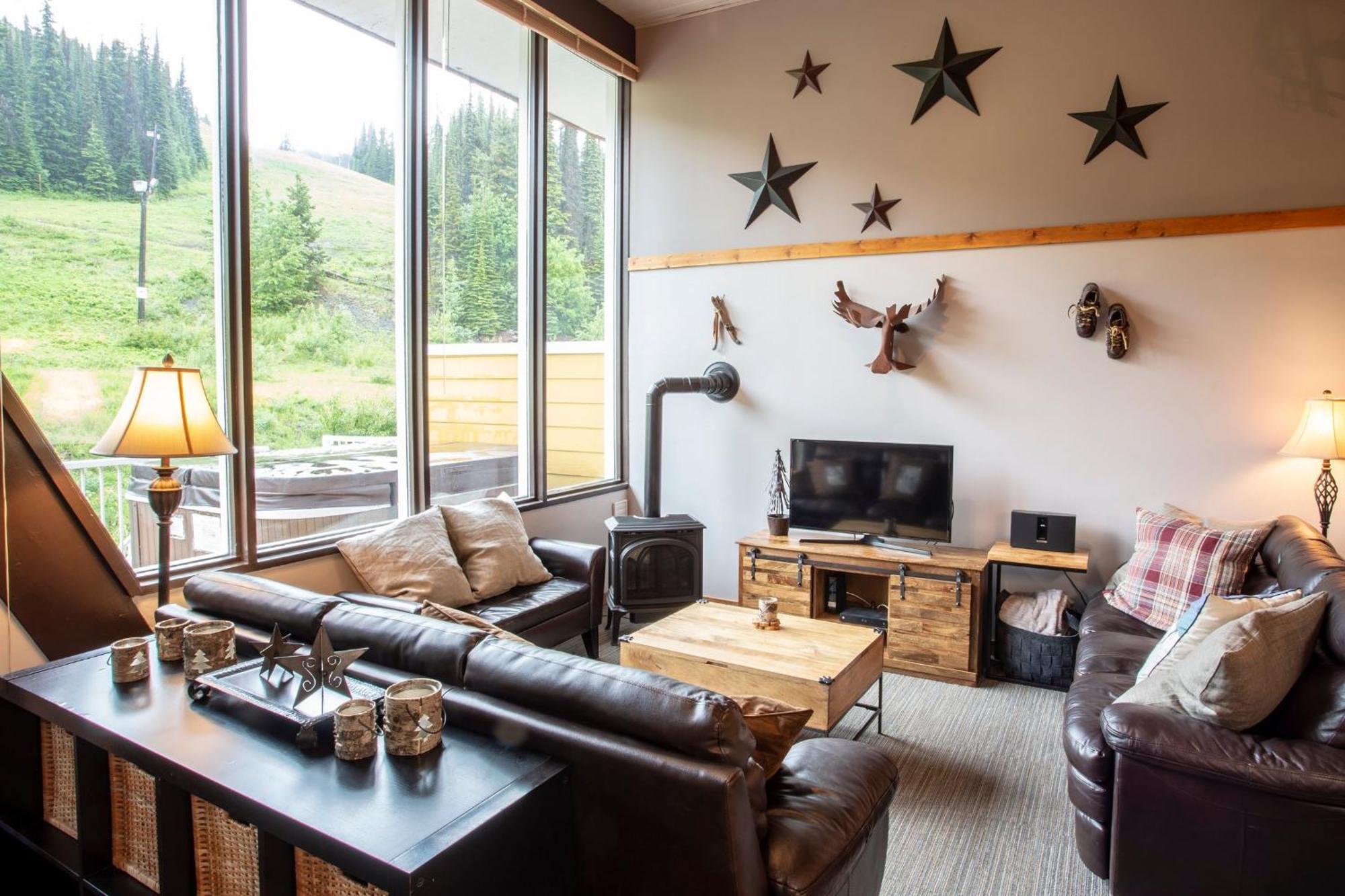 The Pinnacles Suites & Townhomes Силвер-Стар Экстерьер фото