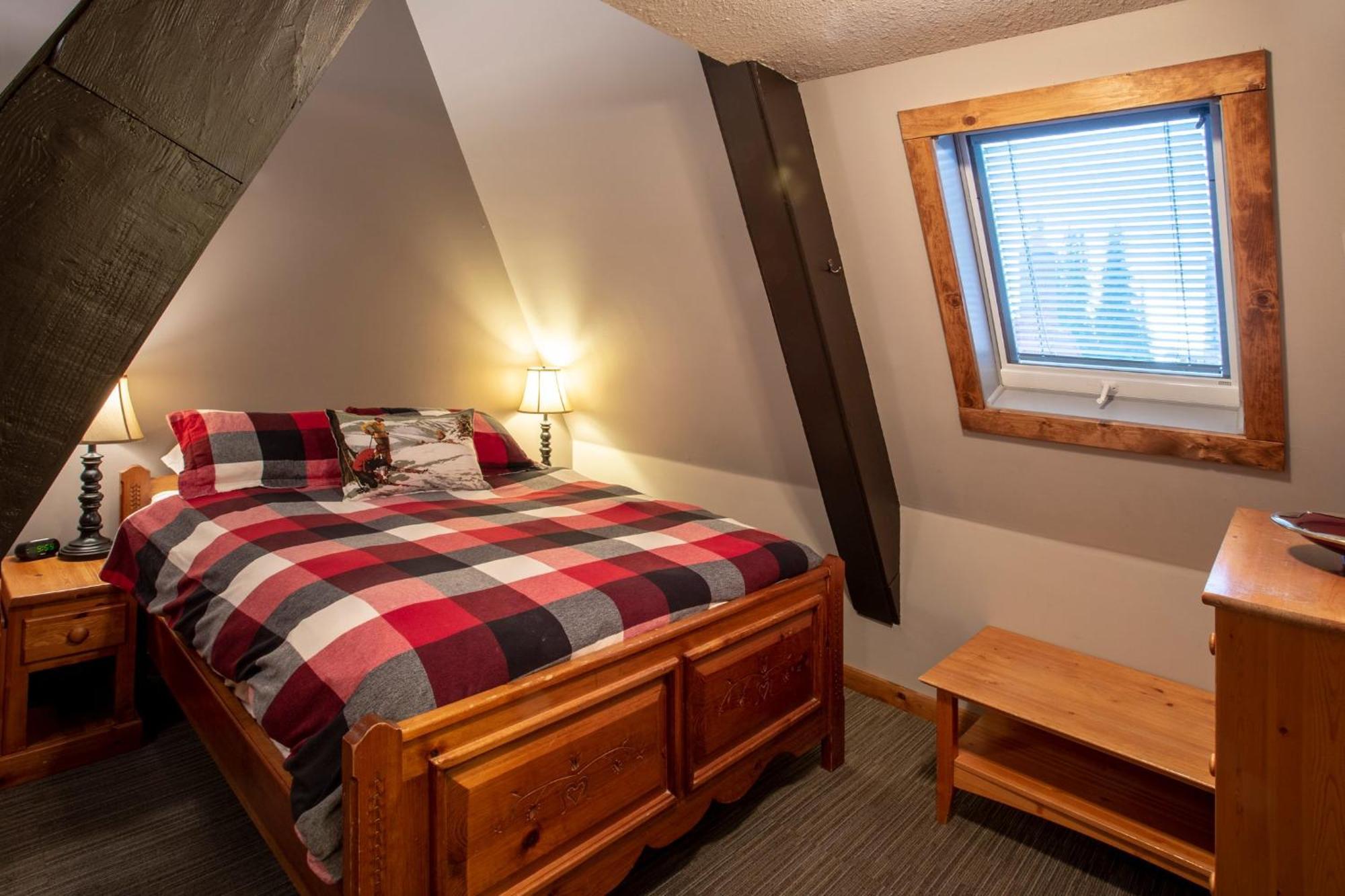 The Pinnacles Suites & Townhomes Силвер-Стар Экстерьер фото